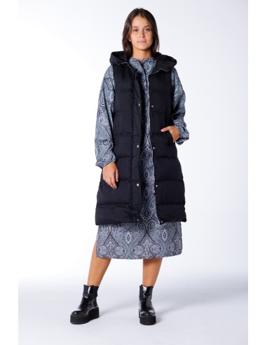 LONG QUILTED GILET